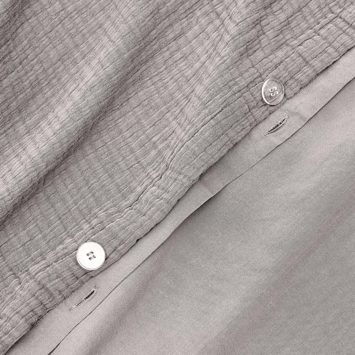 Organic Crinkle Matelasse and Percale Bedding Set - Warm Gray and White