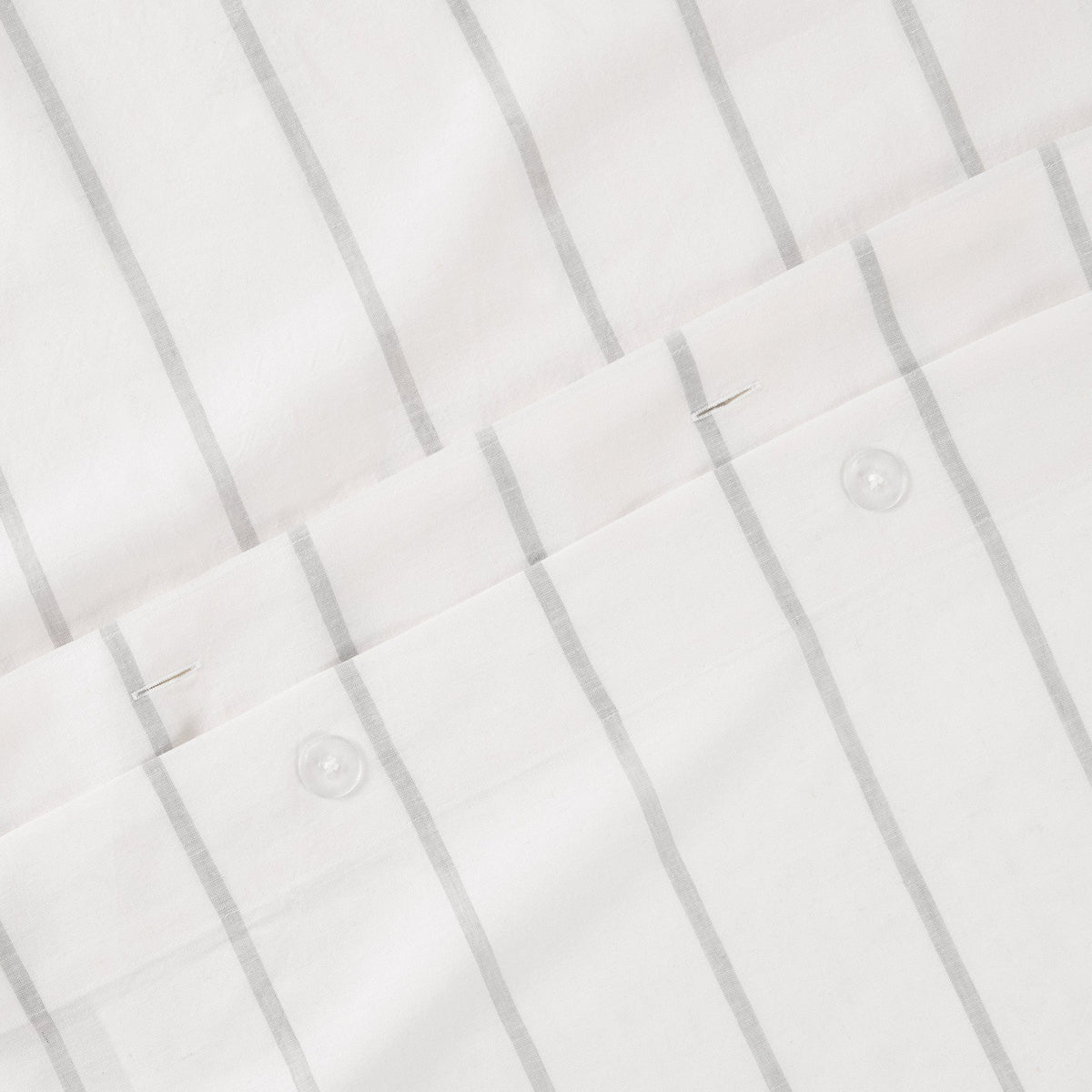 Texture Detail Of Linen Eucalyptus Duvet Set In Glacier Stripe