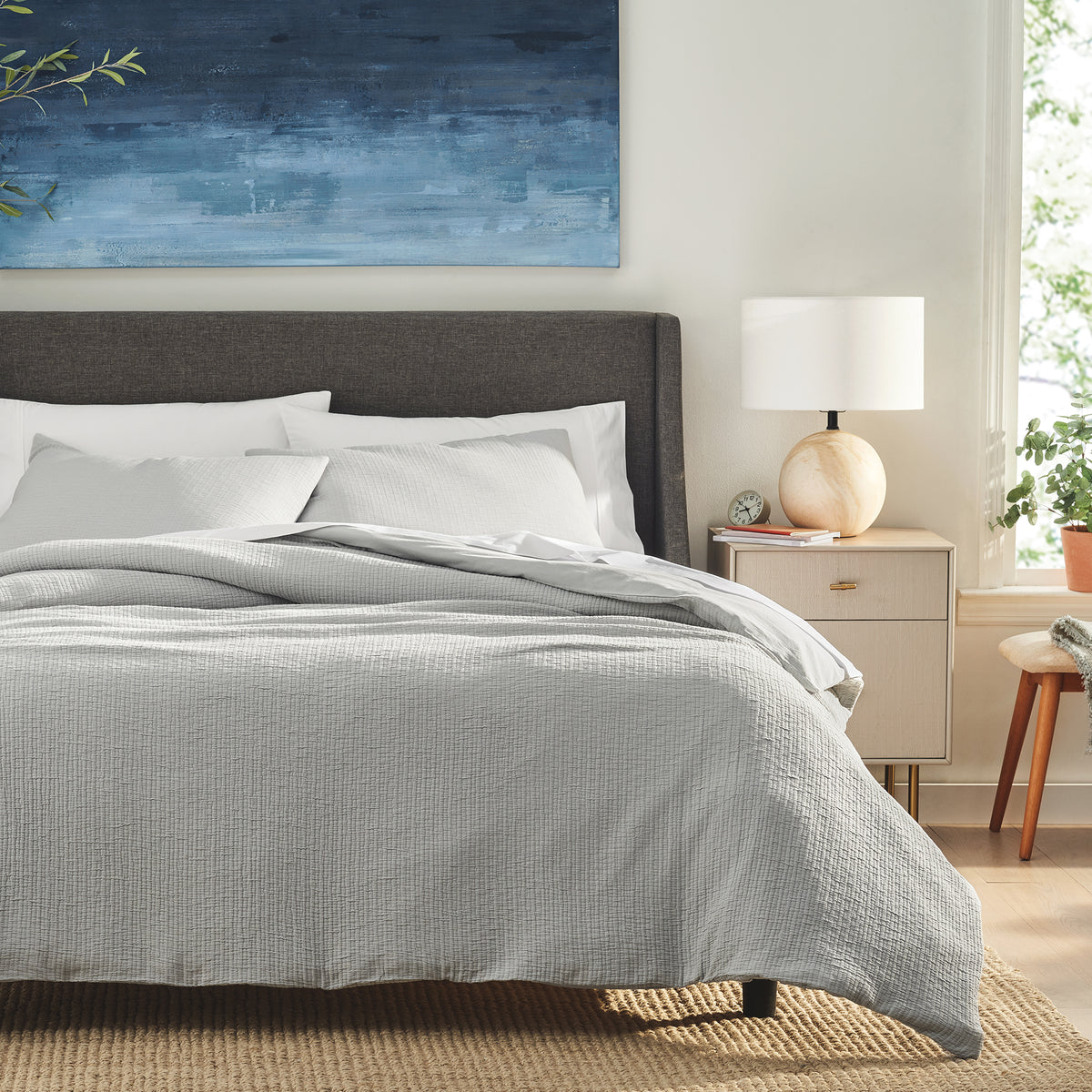 organic crinkle matelasse duvet set light gray lifestyle