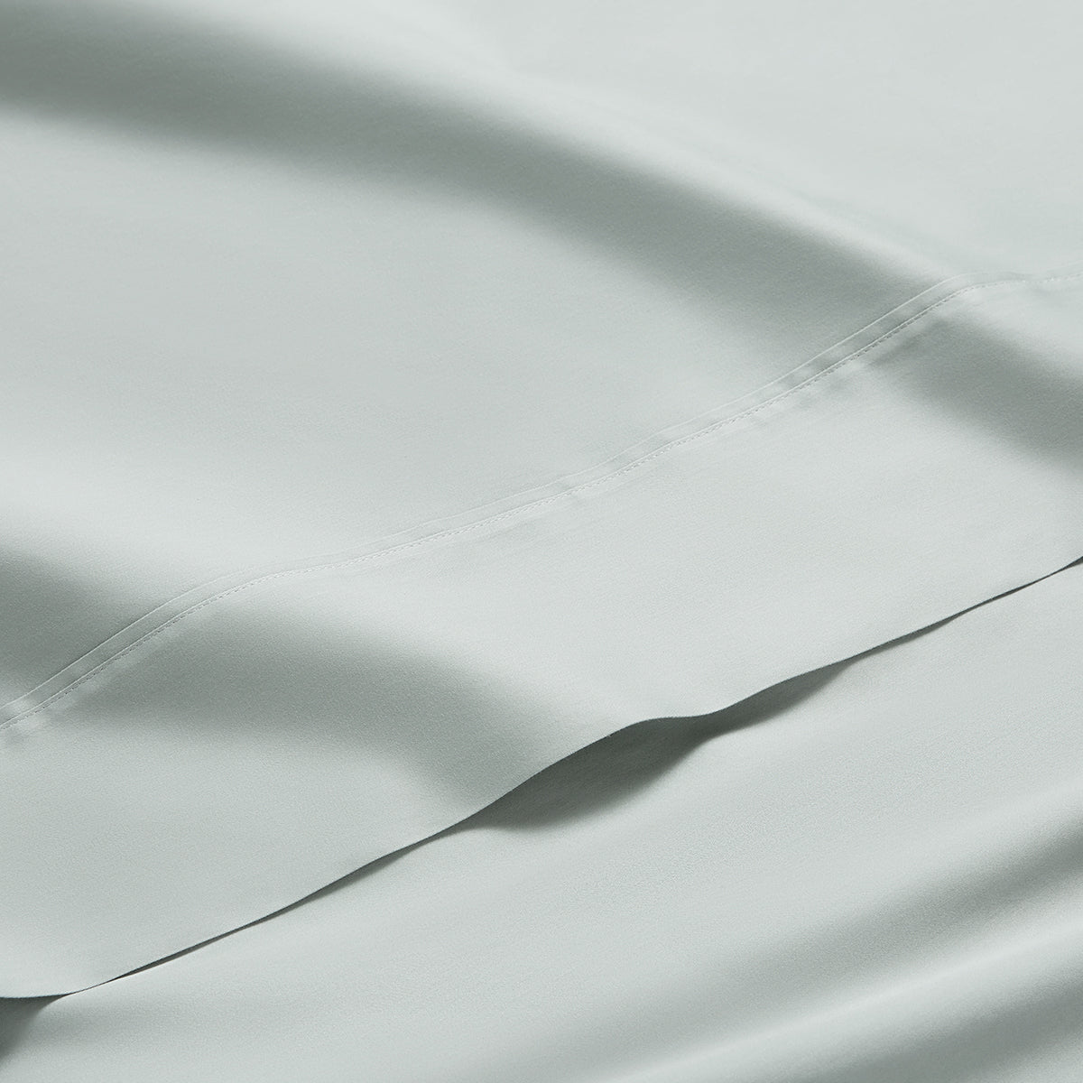 organic sateen sheet set green mist detail