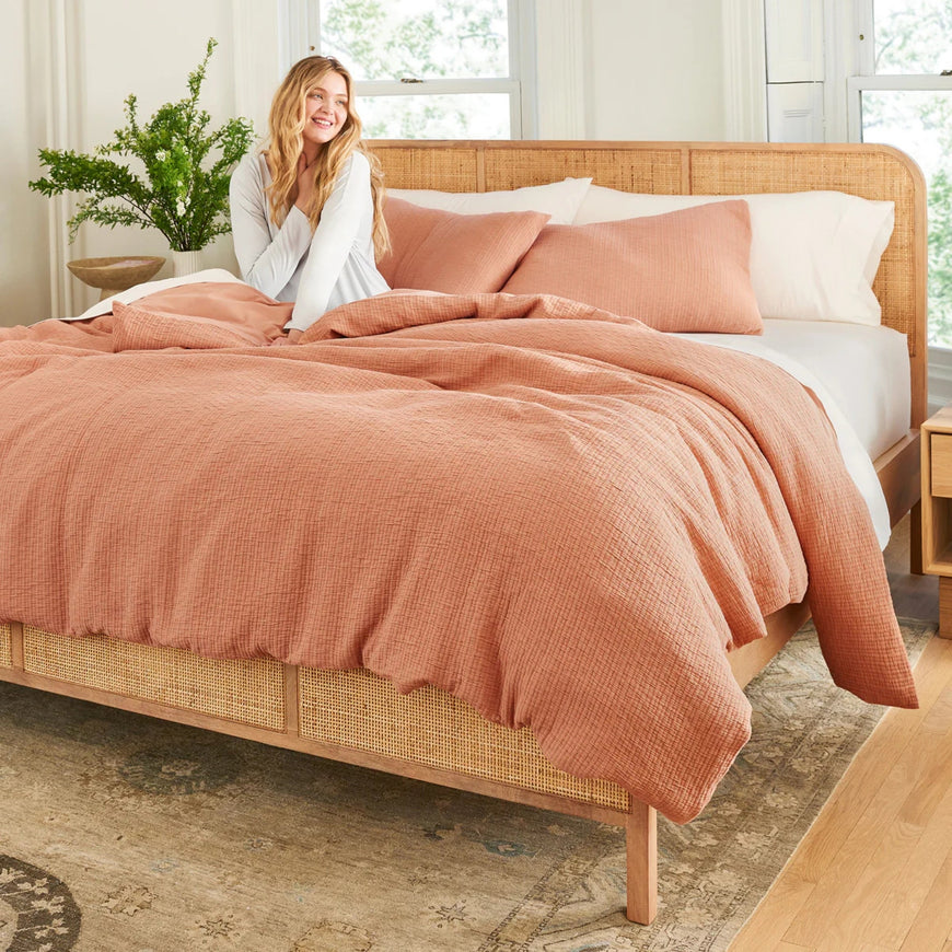 Organic Crinkle Matelasse and Percale Bedding Set - Tuscany and White