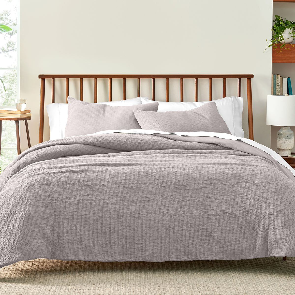 Organic Crinkle Matelasse Duvet Set In Warm Gray On Bed