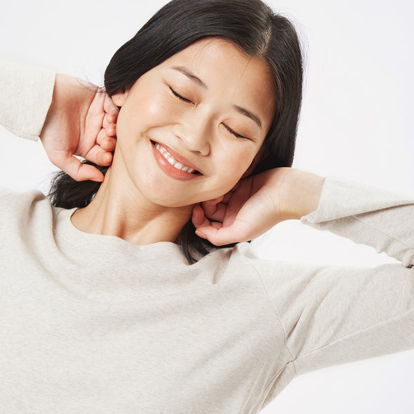 organic cotton natural oatmeal crewneck slim fit long sleeve t-shirt detail