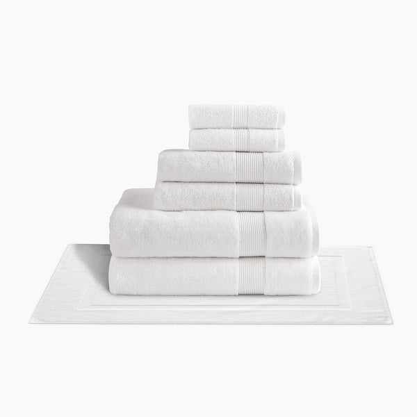 https://underthecanopy.com/cdn/shop/products/classic-organic-cotton-bath-mat-bundle-white_grande.jpg?v=1684519608