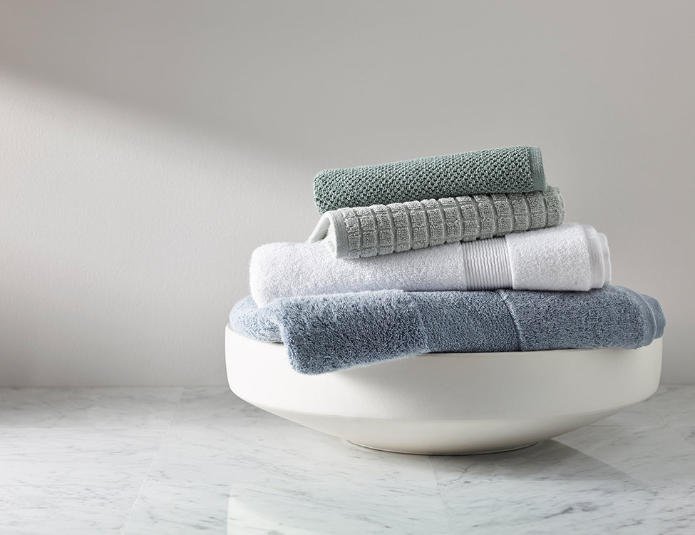 Under The Canopy Plush Organic Towel - Blush Blush / Bath Sheet